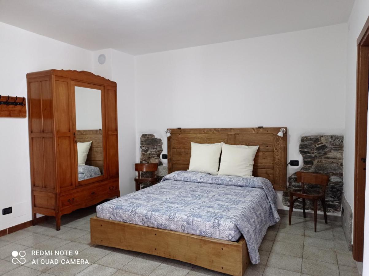 Il Giardino Segreto Apartment Beura Luaran gambar