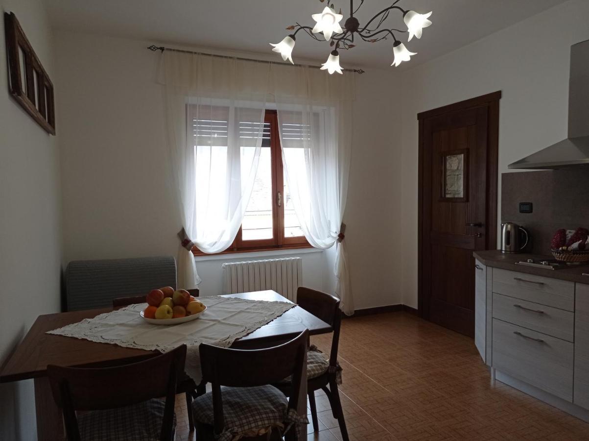 Il Giardino Segreto Apartment Beura Luaran gambar